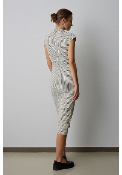 VESTIDO MIDI RAYAS