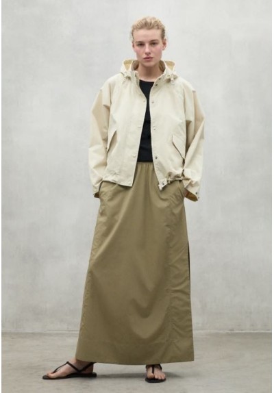 CHAQUETA BELUMUT