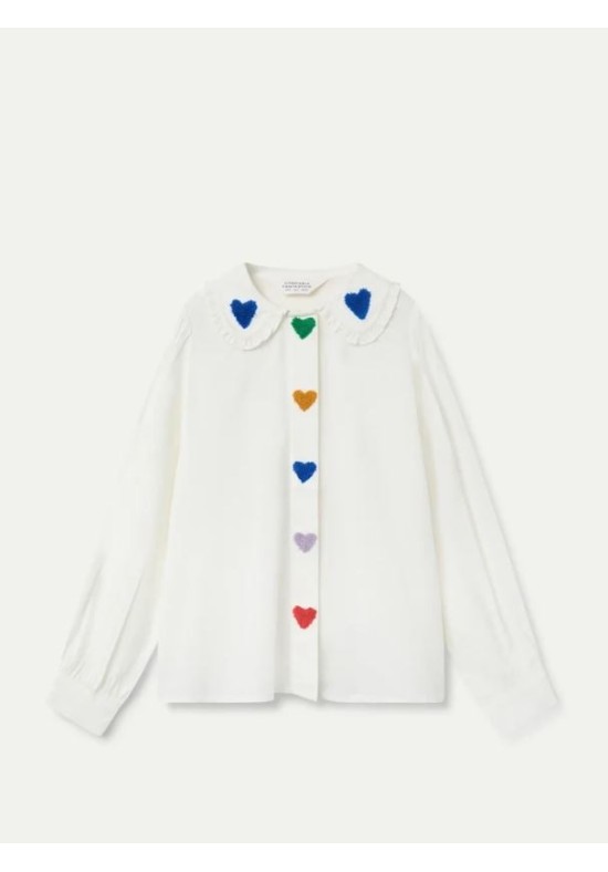 CAMISA CON BORDADOS DE CORAZONES