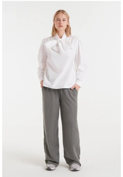CAMISA BLANCA LAZADA